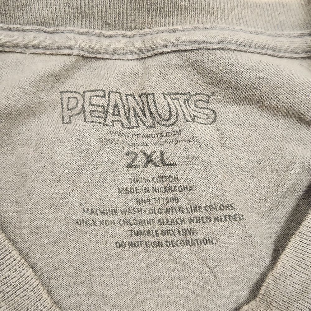 Snoopy Peanuts T-shirt 2XL - Picture 5 of 5